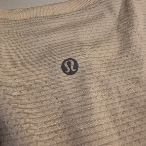 NWT Lululemon Swiftly Relaxed Long-Sleeve Shirt *Hip Length Light Ivory Size 8 - Picture 6 of 6